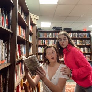 Meet your Posher, Avery